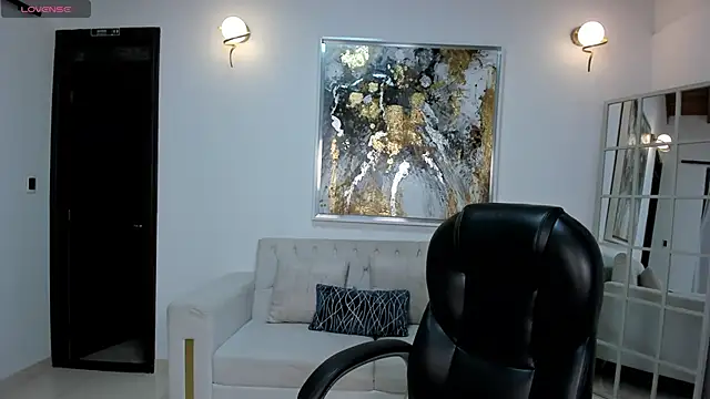 Snapshot of AnaisNin chatting on November 27, 2025, 2:56 am AnaisNin online show from November 27, 2025, 2:56 am