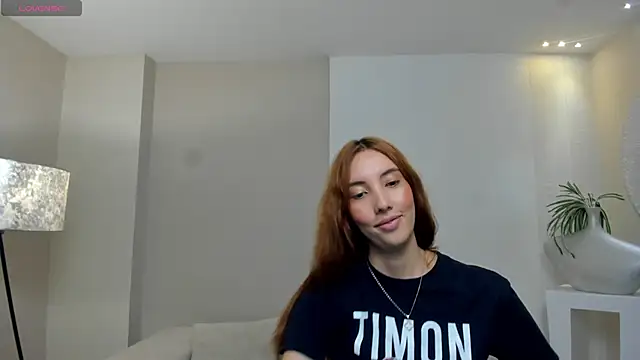 Snapshot of AnaisNin chatting on June 4, 2026, 6:56 pm AnaisNin online show from June 4, 2026, 6:56 pm
