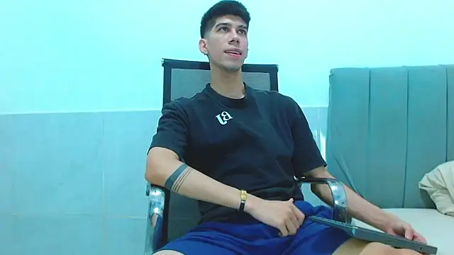 Snapshot of jhony-sex chatting on February 14, 2026, 4:34 am jhony-sex online show from February 14, 2026, 4:34 am