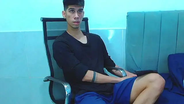 Snapshot of jhony-sex chatting on January 6, 2026, 6:39 am jhony-sex online show from January 6, 2026, 6:39 am