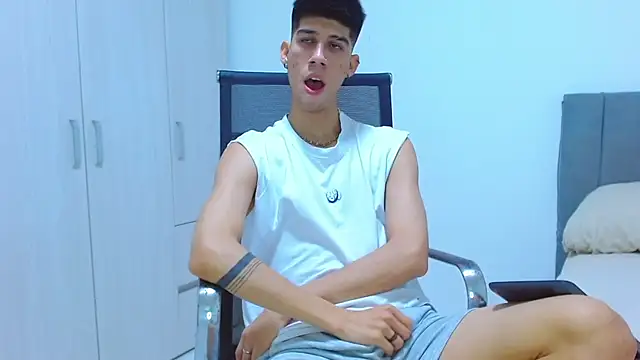 Snapshot of jhony-sex chatting on October 16, 2025, 5:05 am jhony-sex online show from October 16, 2025, 5:05 am