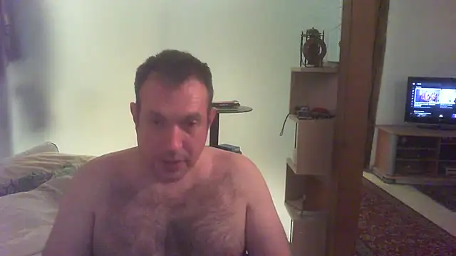 Snapshot of Mike_12hot chatting on November 19, 2025, 9:26 pm Mike 12hot online show from November 19, 2025, 9:26 pm