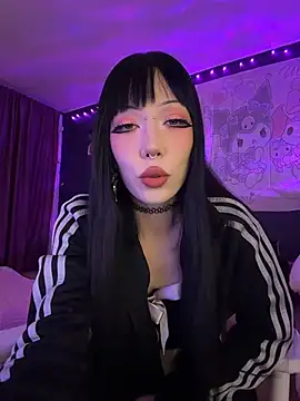 Misa Sakurai online show from December 5, 2025, 12:21 am