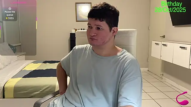 Lorenzo hernandez online show from October 20, 2025, 2:50 pm