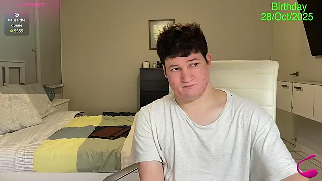 Lorenzo hernandez online show from October 27, 2025, 6:20 pm