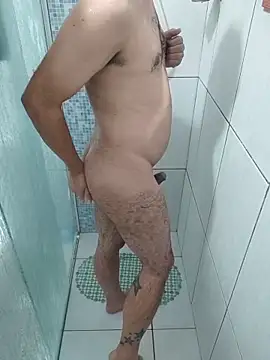 markusx215 online show from December 21, 2025, 11:38 pm