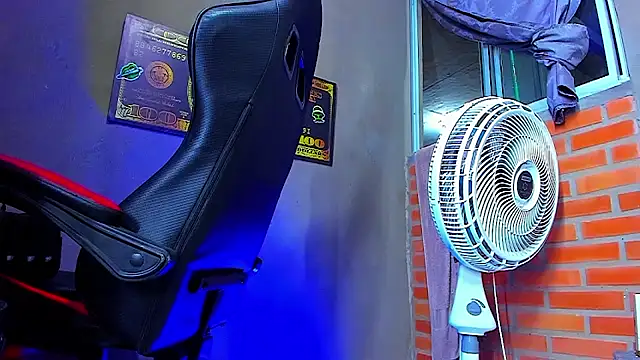 smoker445 online show from October 9, 2025, 2:45 am