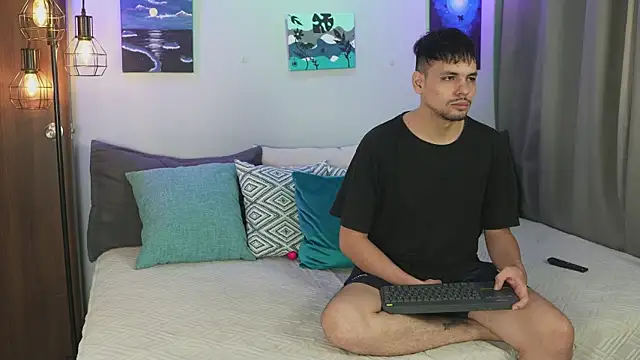 Cleoanubis- online show from October 31, 2025, 6:10 am