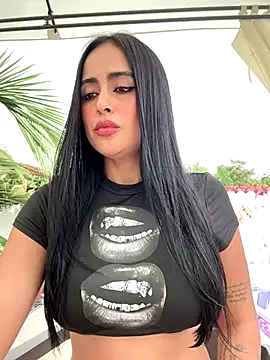 Snapshot of Alexandra_duque chatting on October 11, 2025, 8:32 pm Alexandra duque online show from October 11, 2025, 8:32 pm