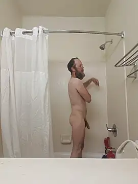 dougyhung2231 online show from March 18, 2026, 1:24 pm