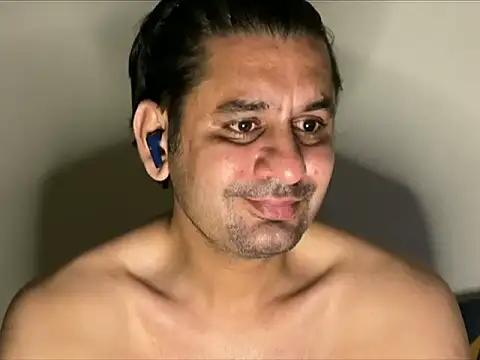 tentcum009c online show from October 5, 2025, 6:53 pm