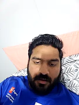 Snapshot of hard_dick011 chatting on April 28, 2026, 4:11 pm hard dick011 online show from April 28, 2026, 4:11 pm