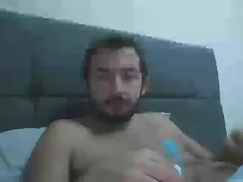 laynufff online show from November 6, 2025, 5:28 pm