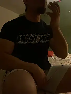 FumesClouds online show from February 4, 2025, 5:21 am