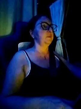 cuplubijoanna online show from October 10, 2025, 3:51 am