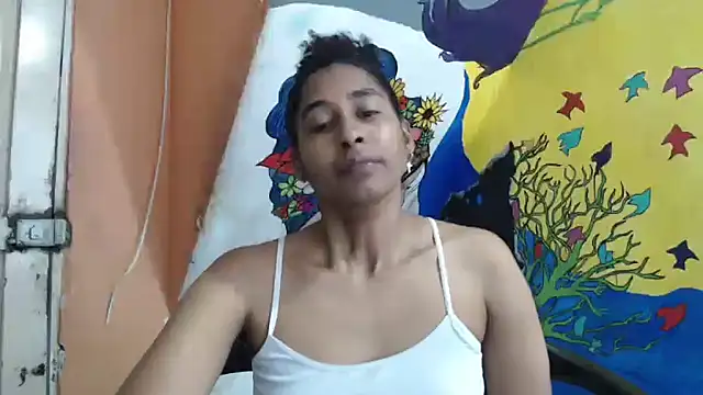 yohatinelly07 online show from February 5, 2026, 8:15 pm