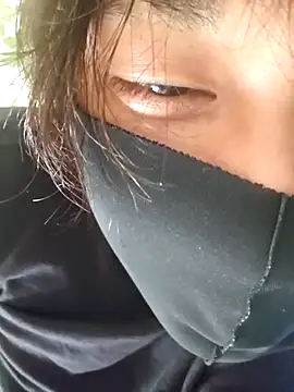 Snapshot of MANNZAAo06 chatting on October 6, 2025, 2:35 am MANNZAAo06 online show from October 6, 2025, 2:35 am