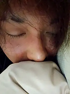 Snapshot of MANNZAAo06 chatting on October 15, 2025, 1:37 am MANNZAAo06 online show from October 15, 2025, 1:37 am