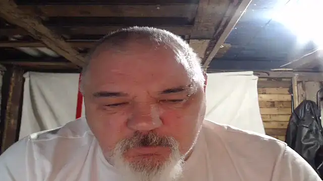 Snapshot of Newfiesausage1972 chatting on December 20, 2025, 9:56 am Newfiesausage1972 online show from December 20, 2025, 9:56 am