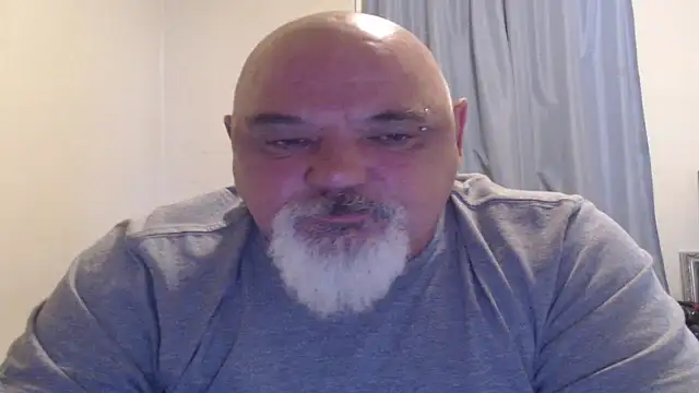 Snapshot of Newfiesausage1972 chatting on October 8, 2025, 3:35 pm Newfiesausage1972 online show from October 8, 2025, 3:35 pm