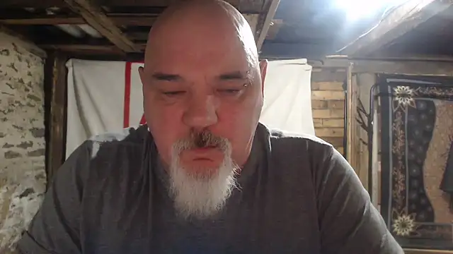 Snapshot of Newfiesausage1972 chatting on January 10, 2026, 11:27 am Newfiesausage1972 online show from January 10, 2026, 11:27 am