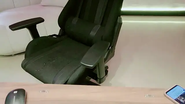 Gracefulgoddess online show from February 25, 2026, 5:18 am