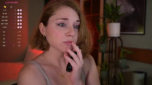 Snapshot of Your_phobia chatting on November 9, 2025, 7:07 pm Your phobia online show from November 9, 2025, 7:07 pm