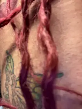 Shuggabutt online show from December 19, 2025, 4:20 pm