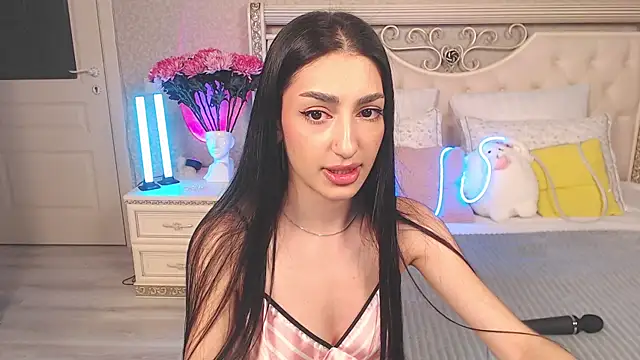 Snapshot of Lina_Robbins chatting on February 16, 2026, 2:43 am Lina Robbins online show from February 16, 2026, 2:43 am