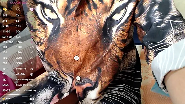 RoseStarr online show from September 19, 2025, 5:39 pm