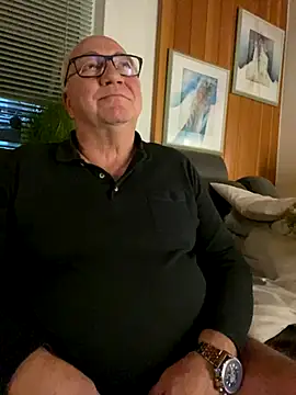 biggandybig online show from November 20, 2025, 7:36 pm