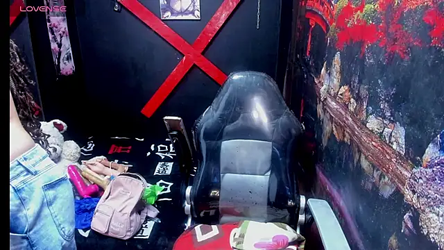 Snapshot of Yaumiko chatting on November 29, 2025, 2:06 pm Yaumiko online show from November 29, 2025, 2:06 pm