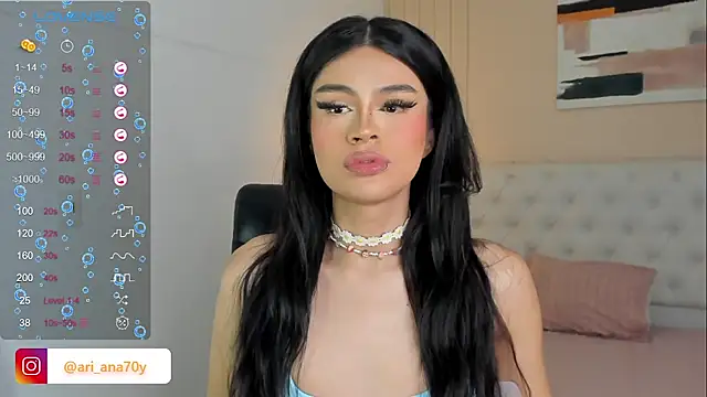 Snapshot of LOISE-XX chatting on February 19, 2026, 5:04 am LOISE-XX online show from February 19, 2026, 5:04 am