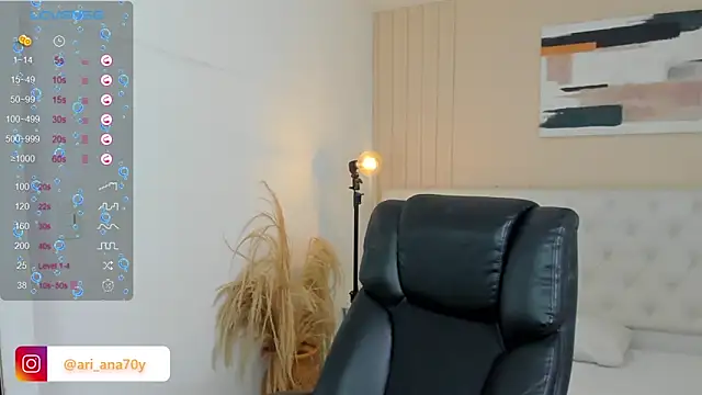 Snapshot of LOISE-XX chatting on February 25, 2026, 5:07 am LOISE-XX online show from February 25, 2026, 5:07 am