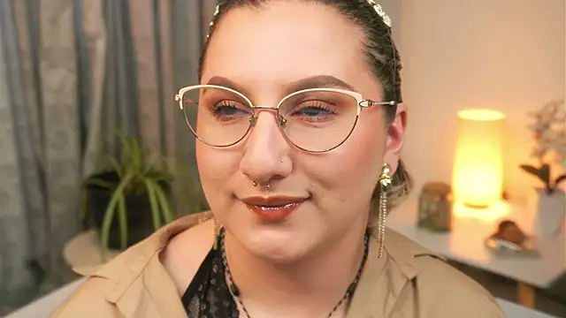 Ximenna Cruz online show from April 10, 2026, 6:15 pm