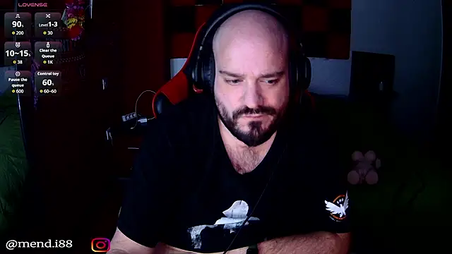 menditeta1 online show from February 25, 2026, 8:41 pm