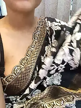 Divya girl online show from February 21, 2026, 11:23 am