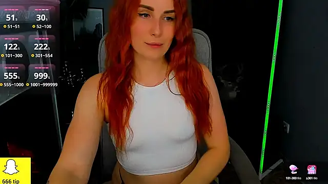 YrKiraXO online show from March 14, 2025, 1:24 pm