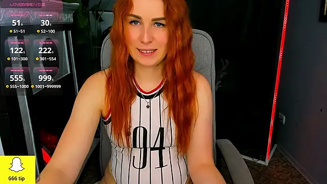 YrKiraXO online show from February 24, 2025, 10:15 am