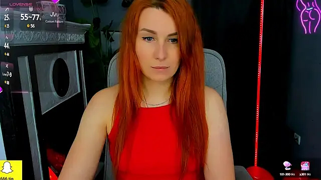 YrKiraXO online show from February 19, 2025, 7:28 am
