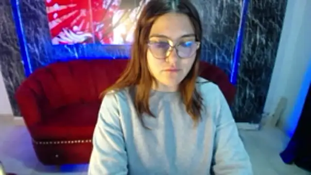 Snapshot of conniejames_m chatting on April 18, 2026, 11:01 am conniejames m online show from April 18, 2026, 11:01 am