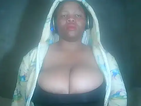 Snapshot of CardieKarie20 chatting on September 25, 2025, 7:53 pm CardieKarie20 online show from September 25, 2025, 7:53 pm