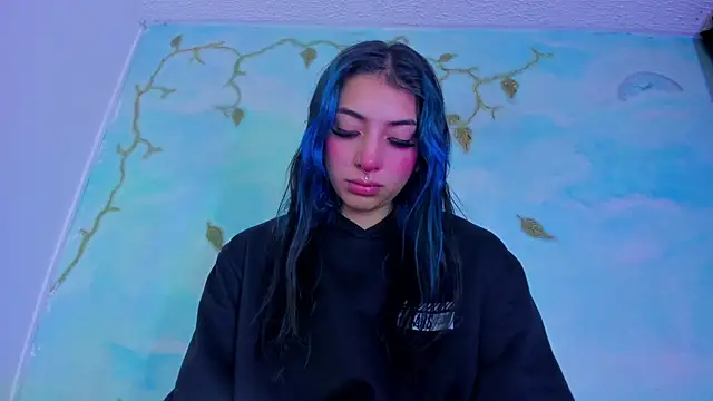 Snapshot of SaturnooStonee chatting on December 2, 2025, 1:17 am SaturnooStonee online show from December 2, 2025, 1:17 am