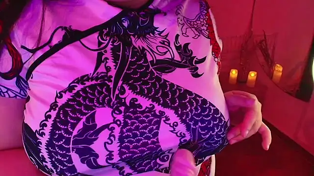 Snapshot of Lena_sweetx chatting on October 6, 2025, 11:49 pm Lena sweetx online show from October 6, 2025, 11:49 pm