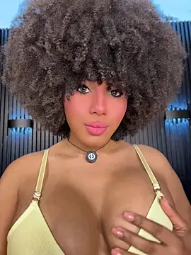 Snapshot of kendall_coxx chatting on July 10, 2026, 4:45 am kendall coxx online show from July 10, 2026, 4:45 am