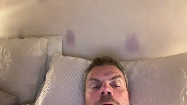 toptugger online show from October 3, 2025, 7:04 pm