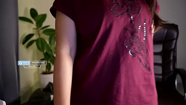 only aleesha online show from March 1, 2026, 6:19 pm