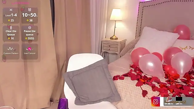 Snapshot of serenna_se chatting on February 14, 2025, 11:20 pm serenna se online show from February 14, 2025, 11:20 pm