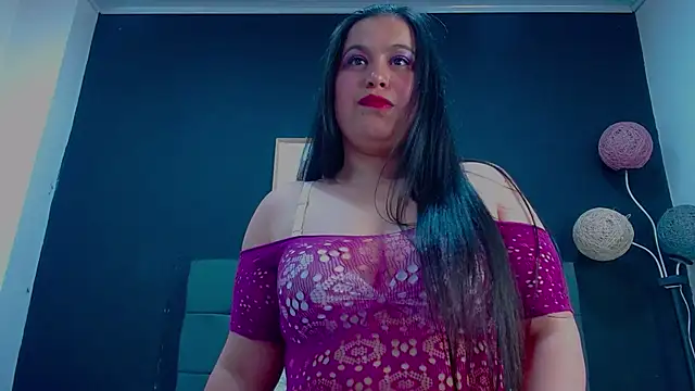 mia xx1 online show from November 4, 2025, 5:44 am