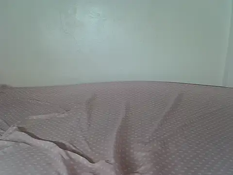 laetitia  online show from March 9, 2026, 12:52 pm